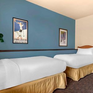 Two-Bedroom Suite
